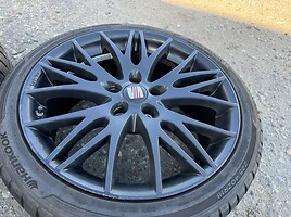 Seat Siunciam, 8J ET44 light alloy R18 rims