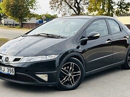 Honda Civic 2006 г Хэтчбек