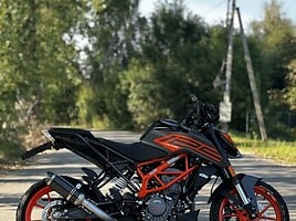 KTM Duke 2022 г Классический / Streetbike мотоцикл