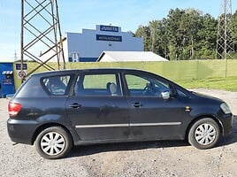 Toyota Avensis Verso Vienatūris 2003