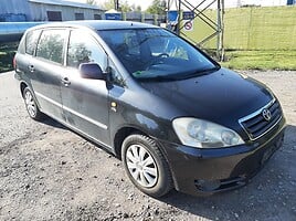 Toyota Avensis Verso 2003 m dalys