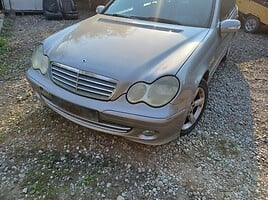 Mercedes-Benz C 220 2004 y parts