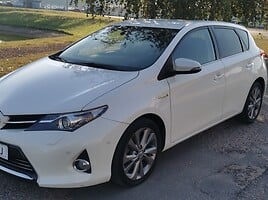 Toyota Auris Hečbekas 2013