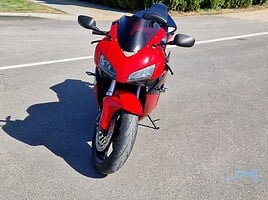 Honda CBR1000RR 2004 m Sportinis / Superbike motociklas