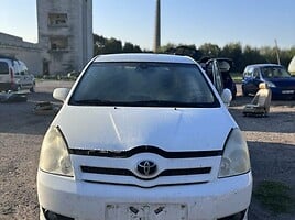 Toyota Corolla Verso Vienatūris 2006