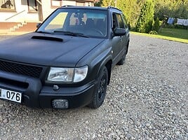 Subaru Forester 10600 2000 y