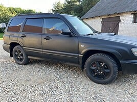 Subaru Forester 10600 2000 y