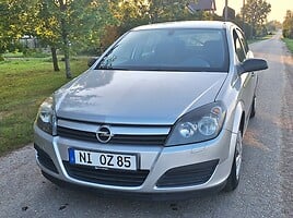 Opel Astra H 2004 y