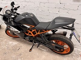 KTM RC 2015 m Klasikinis / Streetbike motociklas