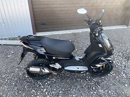 Peugeot Speedfight 2017 y Scooter / moped