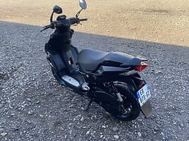 Peugeot Speedfight 2017 y Scooter / moped