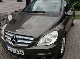 Mercedes-Benz B 180 W246 2011 y