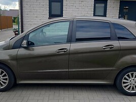 Mercedes-Benz B 180 W246 2011 y