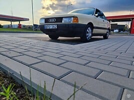 Audi 80 1988 г Седан