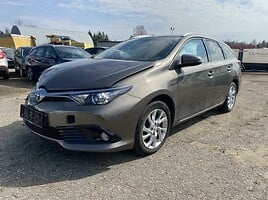 Toyota Auris 1.8 Hybrid Touring S 1.8 Universalas 2016