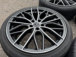 Mercedes-Benz Siunciam, 8.5j ET25 light alloy R19 rims