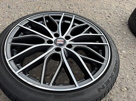 Seat Siunciam, 8.5J ET25 light alloy R19 rims