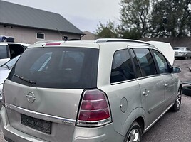 Opel Zafira 2006 г запчясти