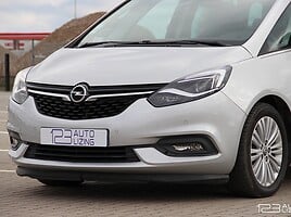 Opel Zafira tourer 2017 г Минивэн