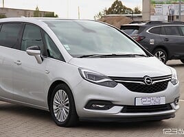 Opel Zafira tourer 2017 г Минивэн