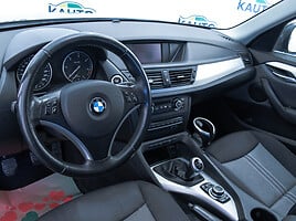 Bmw X1 2010 г Внедорожник / Кроссовер