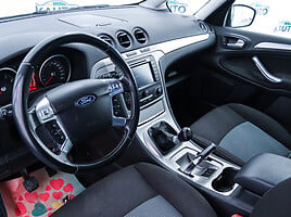 Ford Galaxy 2012 г Минивэн