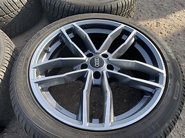 Audi Siunciam, 8.5J ET45 light alloy R19 rims