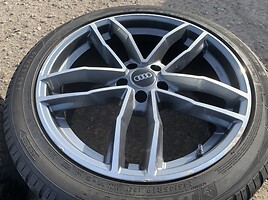 Audi Siunciam, 8.5J ET45 light alloy R19 rims