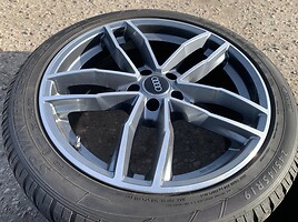 Audi Siunciam, 8.5J ET45 light alloy R19 rims