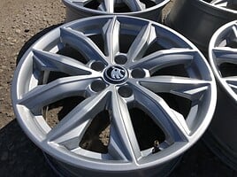 Skoda Siunciam, 7J ET34 light alloy R17 rims