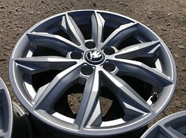 Skoda Siunciam, 7J ET34 light alloy R17 rims