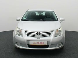 Toyota Avensis 2011 y Sedan