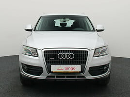 Audi Q5 2010 y Off-road / Crossover