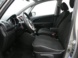 Kia Venga 2011 y Minibus