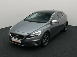 Volvo V40 Hečbekas 2017