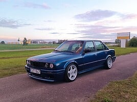 Bmw 324 1989 m Sedanas