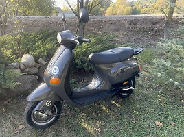 Piaggio Vespa 2003 y Scooter / moped