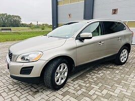 Volvo XC60 2013 г Внедорожник / Кроссовер