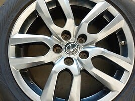 Lexus NX NX 300h light alloy R18 rims