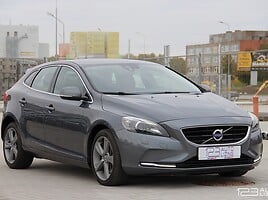 Volvo V40 2013 г Хэтчбек