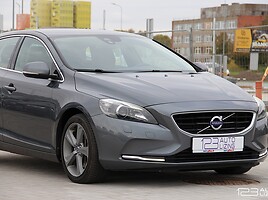 Volvo V40 2013 г Хэтчбек