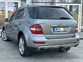 Mercedes-Benz ML 350 2011 y Off-road / Crossover