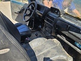 Lada Niva 1992 m Visureigis / Krosoveris