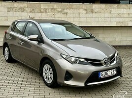 Toyota Auris Hečbekas 2013