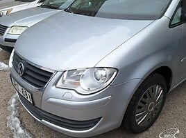 Volkswagen Touran Vienatūris 2009