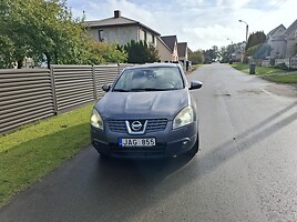 Nissan Qashqai 2008 г Внедорожник / Кроссовер