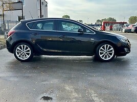 Opel Astra 2010 г Хэтчбек