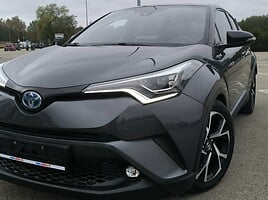 Toyota C-HR 2017 г Внедорожник / Кроссовер