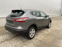 Nissan Qashqai 2016 г Внедорожник / Кроссовер