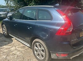 Volvo XC60 2010 y Off-road / Crossover